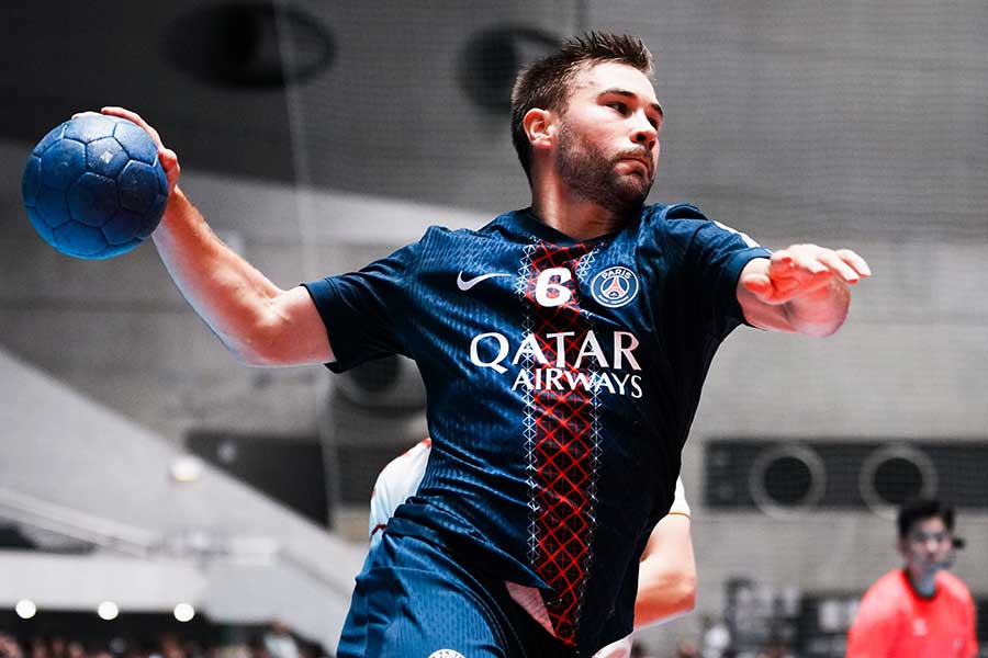 パリ・サンジェルマンのルック・スタインズ【写真：中戸川知世】