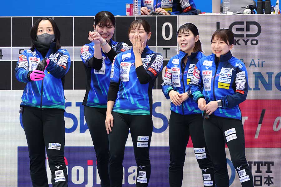 ロコ・ソラーレ【写真：長田洋平/アフロスポーツ】