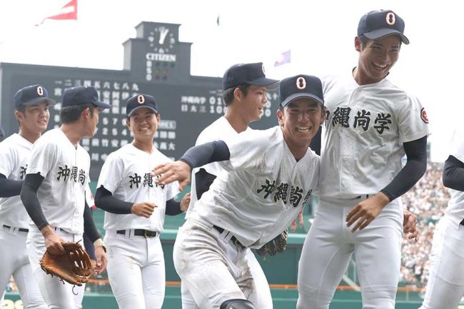 優勝どー！」 沖縄尚学ナイン、中継で捉えられた