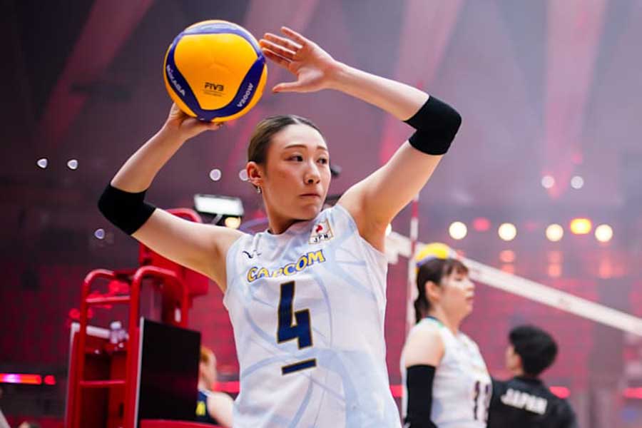 ウクライナ戦に臨んだ石川真佑【写真：バレーボール・ワールド提供】
