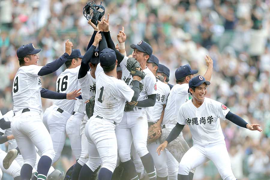 沖縄尚学　2019-1 M 沖縄尚学が「1年生投手リレー」で乱戦乗り切る 田場→新垣→大城