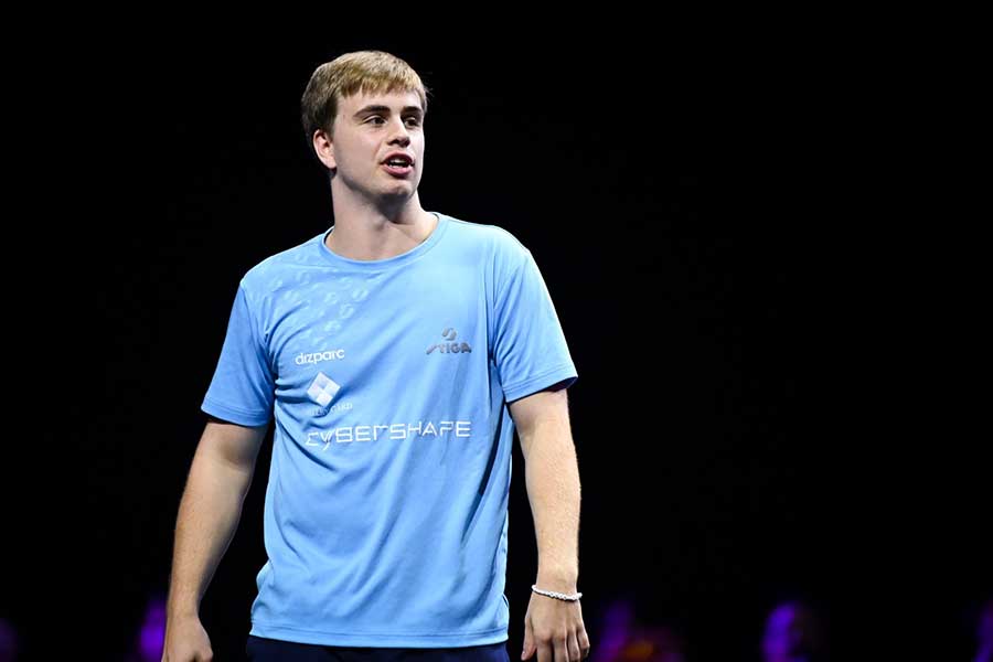 15歳で卓球に専念することを決断した【写真：中戸川知世】