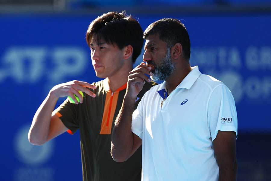 ジャパンOP、男子ダブルスの柚木武とR・ボパンナ(右)【写真:ロイター】