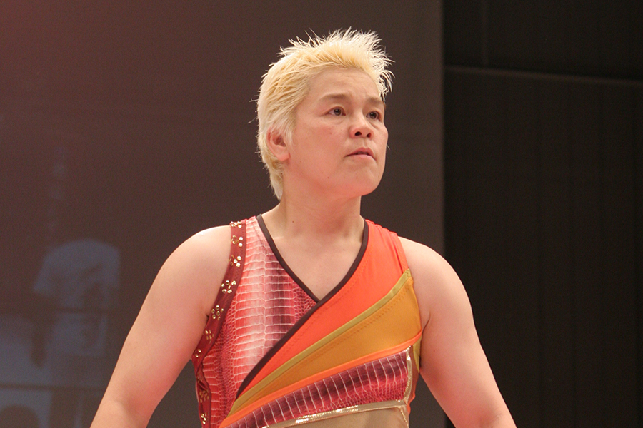 神取忍【写真:平工幸雄/アフロ】