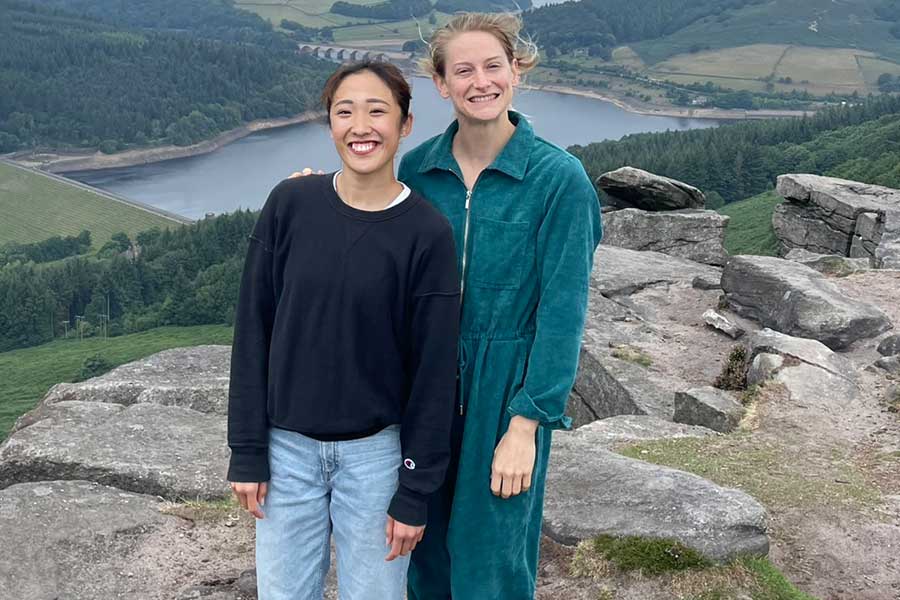 森ひかるはブライオニー・ペイジ（右）と公私で多くの時間を共にした【写真：本人提供】