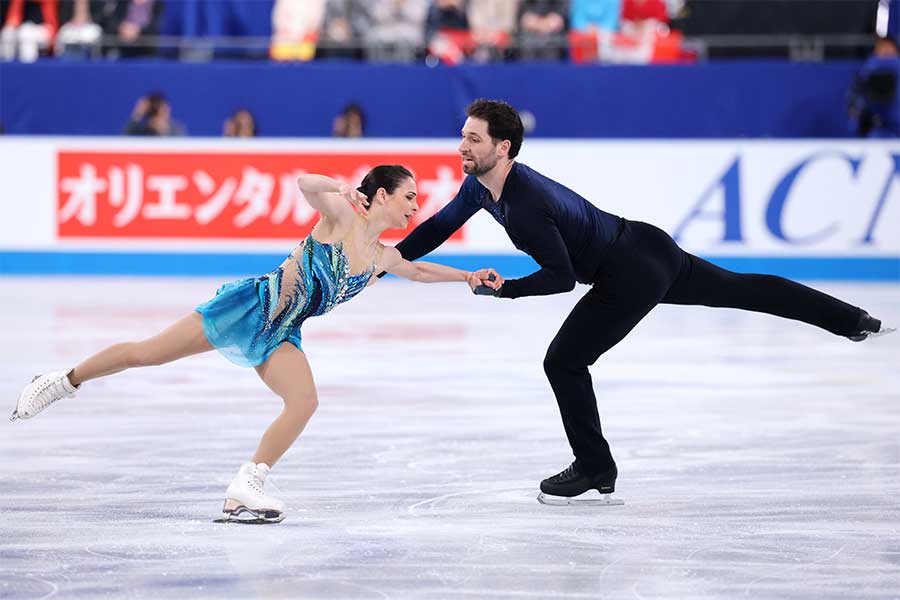 ディアナ・ステラート、マキシム・デシャン組【写真：西村尚己/アフロ】