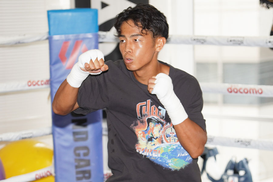 公開練習を行った武居由樹【写真:澤田直人】
