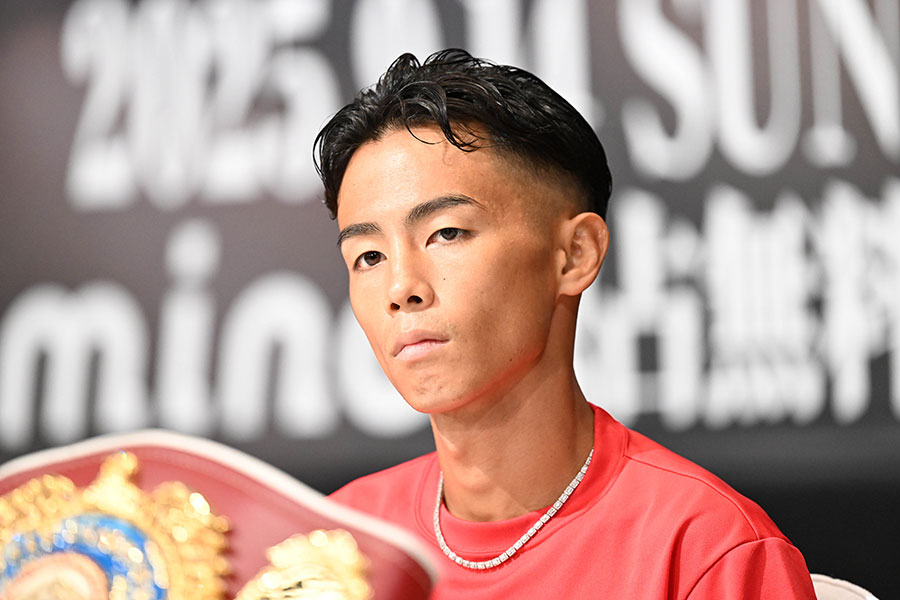 公式会見に臨んだ武居由樹【写真：徳原隆元】