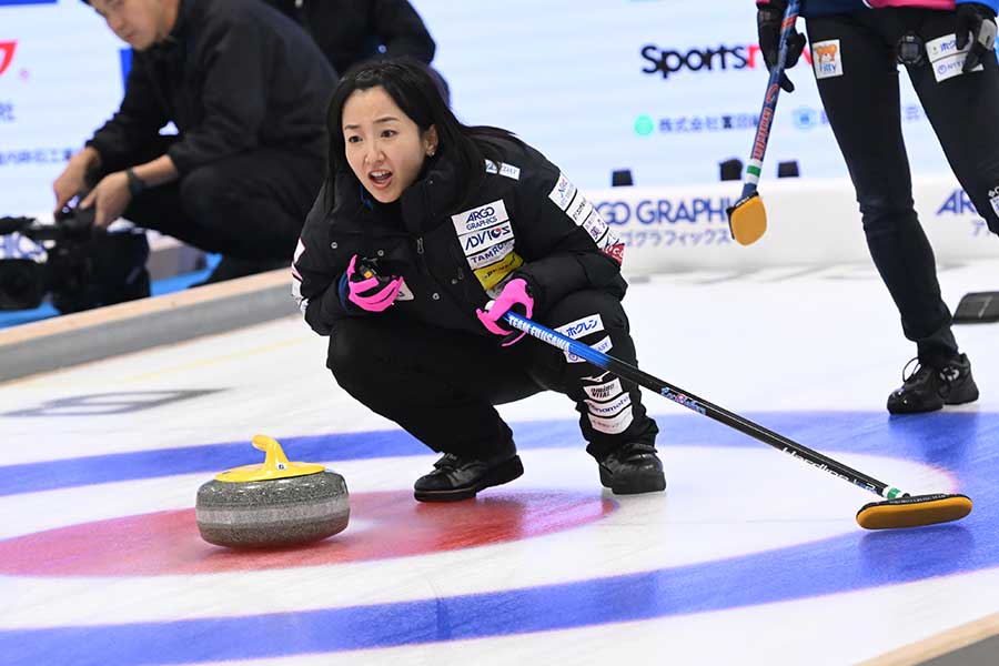 日本代表決定戦に出場しているロコ・ソラーレの藤澤五月【写真：（C）JCA/H.IDE】