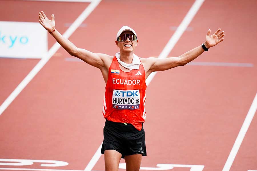 ゴールした競歩のウルタード【写真:中戸川知世】