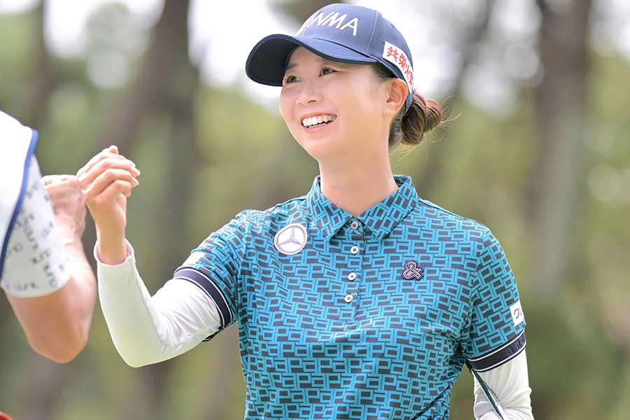 ソニー日本女子プロゴルフ選手権第3日に出場した金澤志奈【写真：スポーツ報知/アフロ】