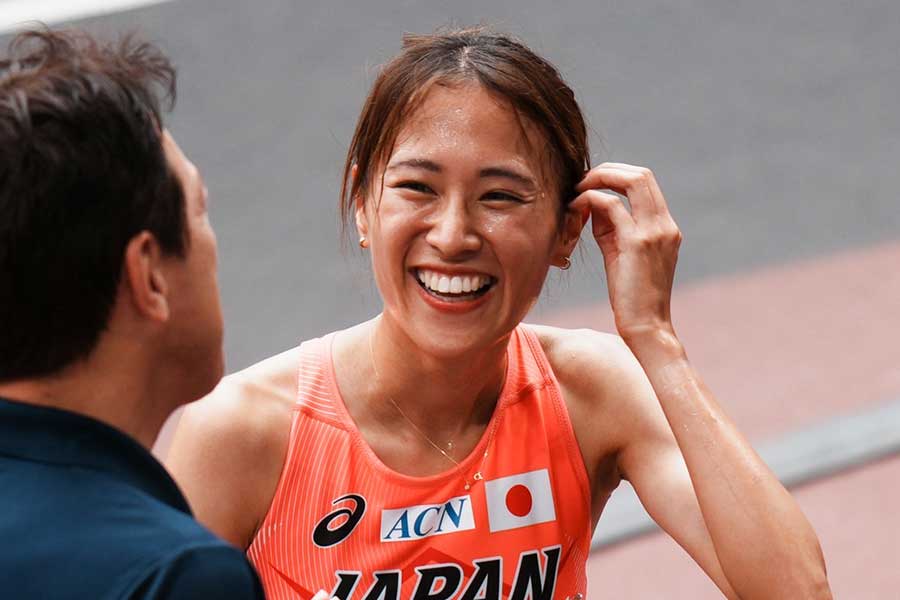 レース後には涙だけでなく、笑顔もこぼれた【写真：中戸川知世】