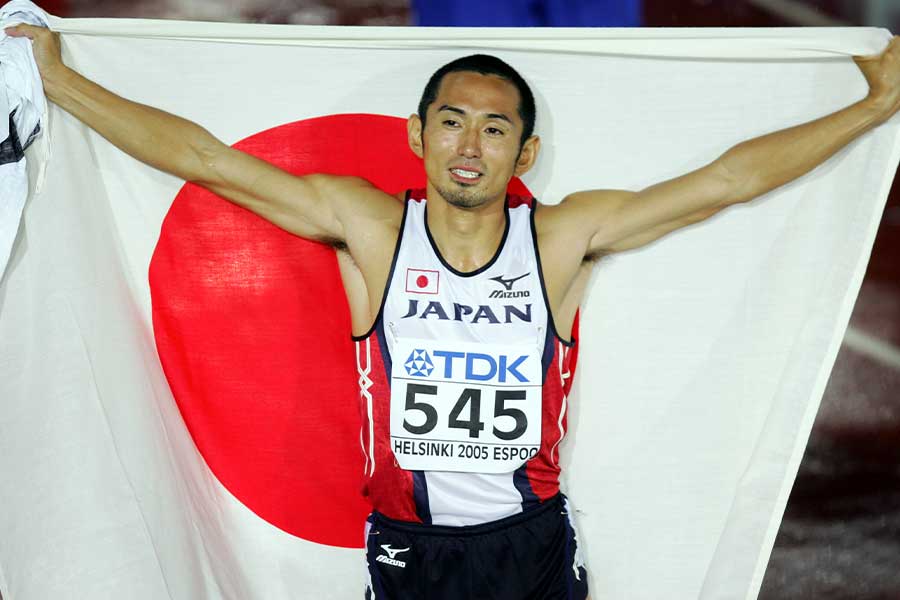 2005年ヘルシンキ大会の男子400メートル障害で銅メダルを獲得した為末大【写真:築田純/アフロスポーツ】
