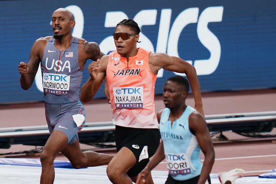 男子400メートル準決勝で2着に入った中島佑気ジョセフ【写真：中戸川知世】