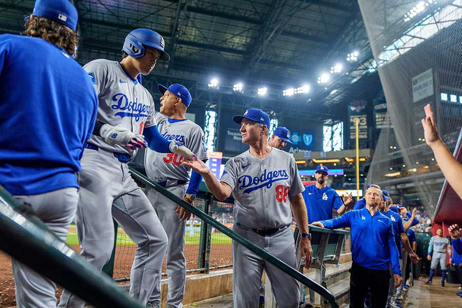 4年連続の地区優勝を決めたドジャース【写真：ロイター】