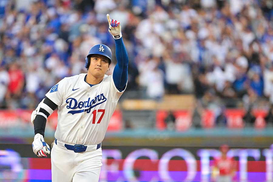 先頭打者弾を放ったドジャースの大谷翔平【写真：ロイター】