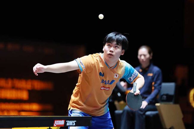 卓球18歳・松島輝空が大金星8強！ 世界6位の中国人撃破、独特のムーブ