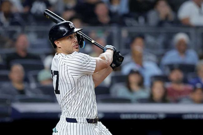 ヤ軍怪力男、HR確信→まさかの結果に大慌て「馬鹿げたプレー」 自虐的