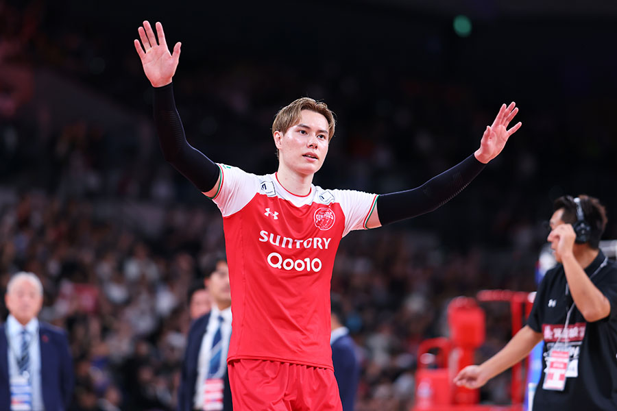 サントリーの高橋藍【 写真：森田直樹/アフロスポーツ】