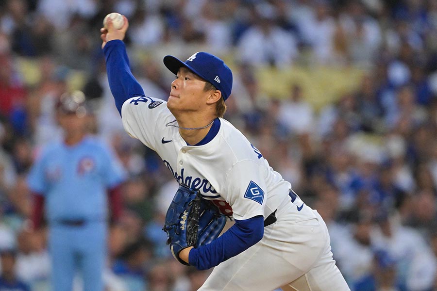 地区シリーズ第3戦に先発したドジャースの山本由伸【写真：ロイター】