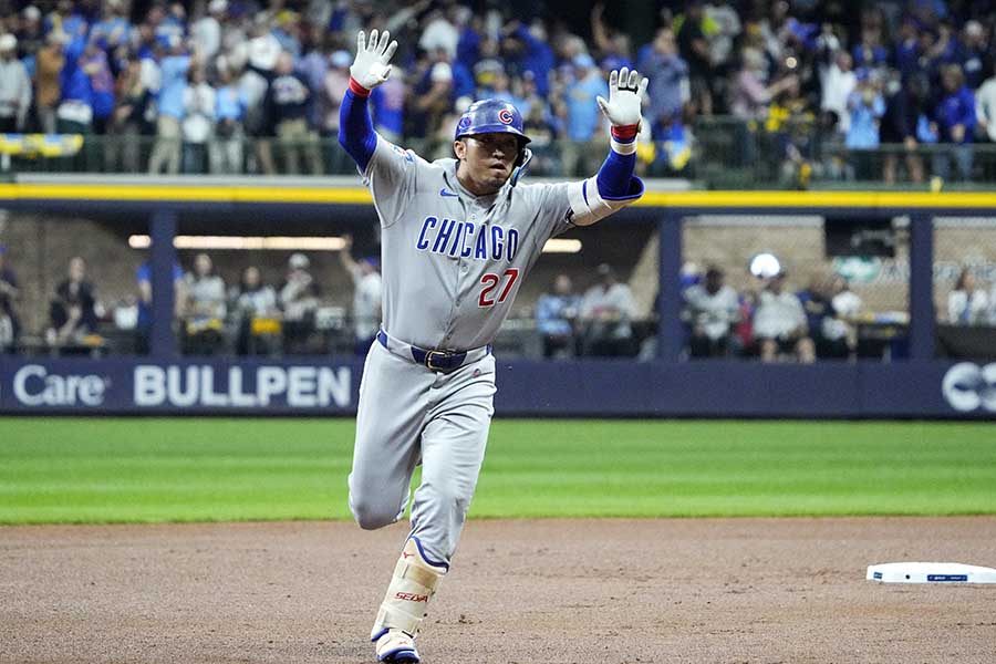 ブルワーズ戦で同点ソロを放ったカブスの鈴木誠也【写真:ロイター】