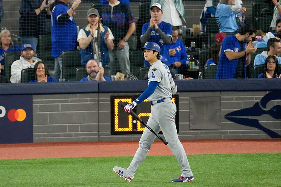 大谷翔平投手が「1番・DH」で先発出場しているワールドシリーズ第1戦【写真:ロイター】