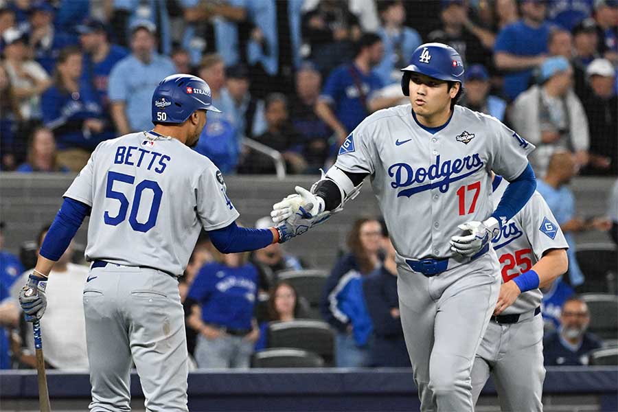 WS初本塁打となる2ランを放ったドジャースの大谷翔平【写真：ロイター】