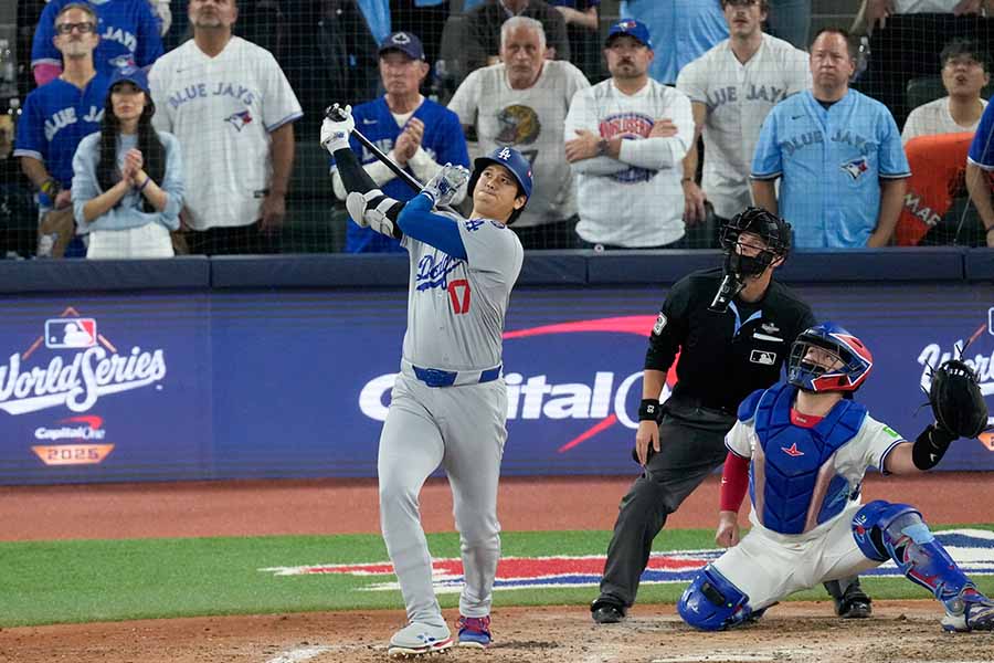 WS初本塁打となる2ランを放ったドジャースの大谷翔平【写真：ロイター】