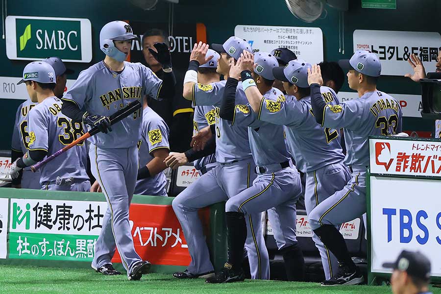 プロ野球の日本シリーズを戦う阪神【写真：産経新聞社】