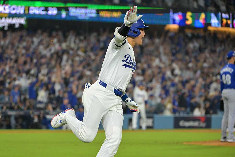 7回に同点3号を左中間に運んだドジャースの大谷翔平【写真：ロイター】