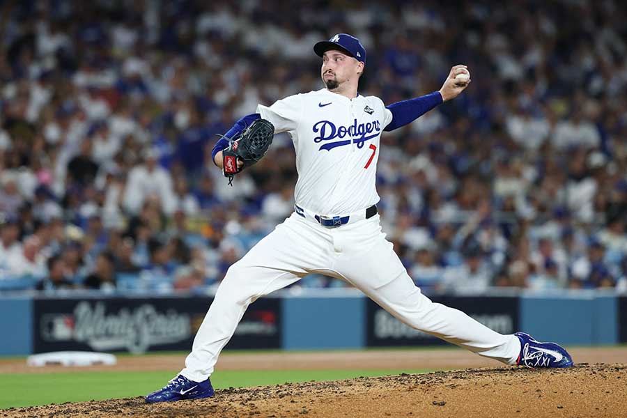 ブルージェイズ戦に先発登板したドジャースのブレイク・スネル【写真：ロイター】