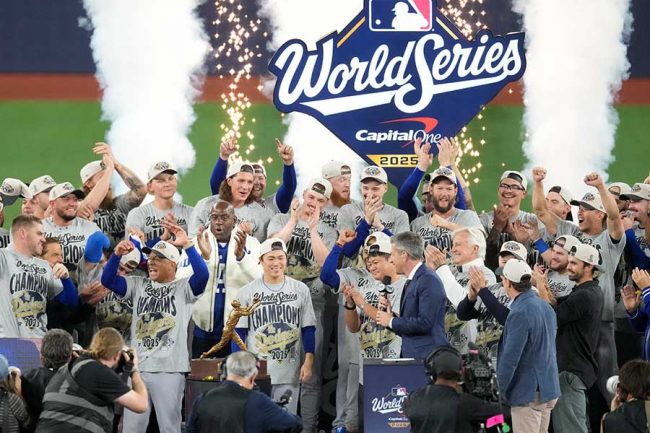 世界一から10日後、ド軍球場が変身「なんてクール」 WSトロフィーも…粋