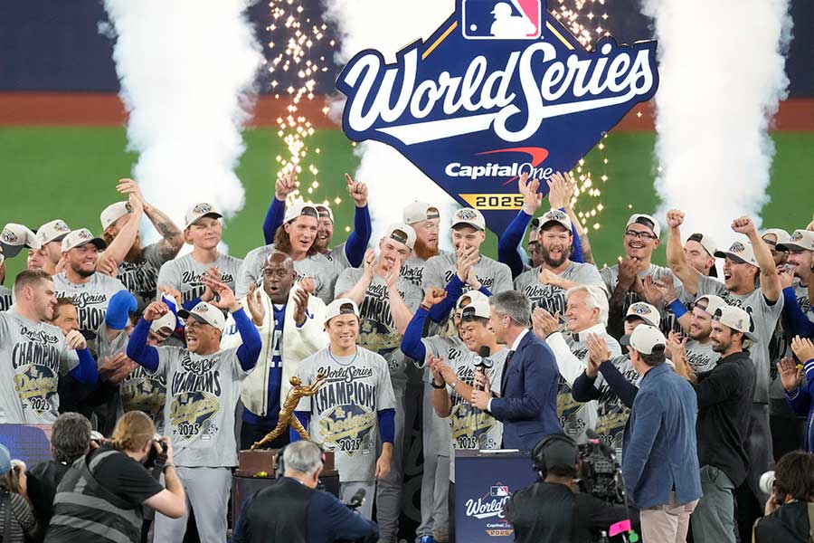 2年連続の世界一に輝いたドジャース【写真：ロイター】