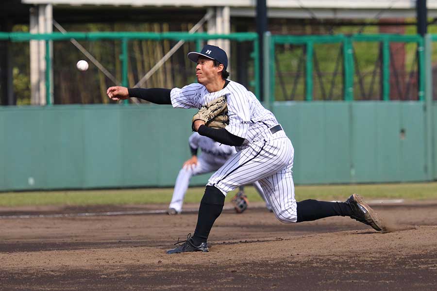 2軍球団では様々な技術を試しながらイニングを重ねた藤岡【写真：羽鳥慶太】