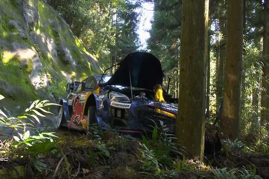 ジョシュ・マッカーリーン組がSS3で大クラッシュした【写真提供:(C)AbemaTV, Inc.】