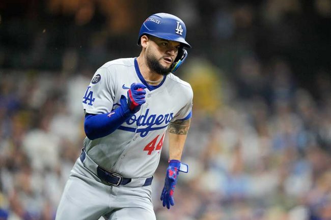 ド軍大ピンチ到来、突然響いた「パーカーを脱げ」 WS好守の直前にあっ