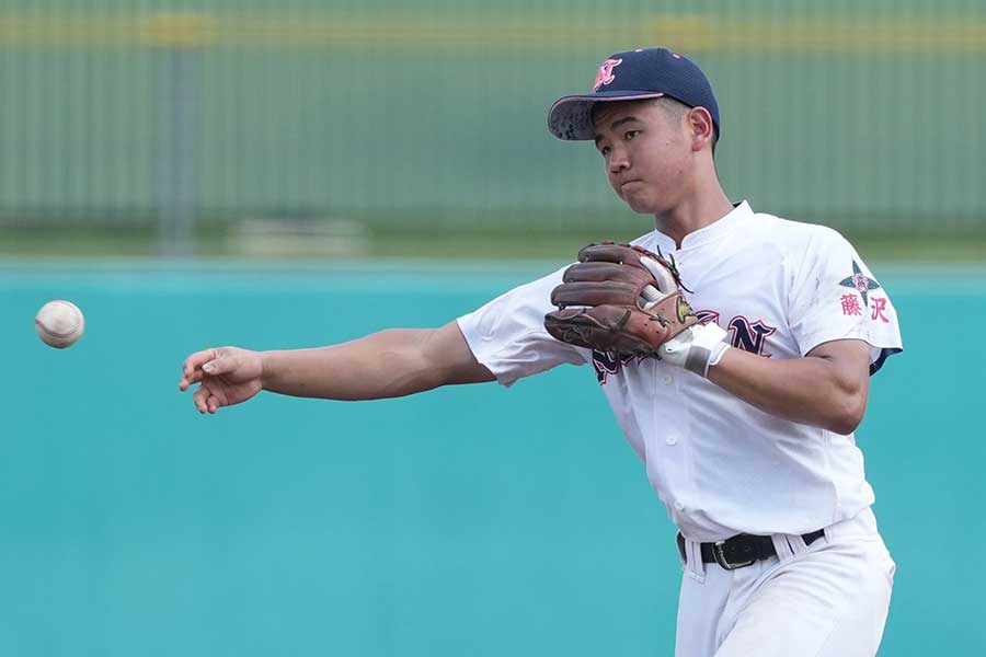 日本ハムから4位指名を受けた半田南十【写真:産経新聞社】