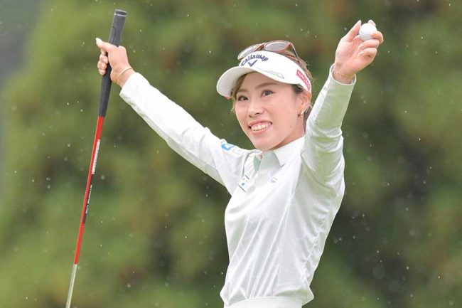 女子ゴルフで衝撃ホールインワン「まさか…」「鳥肌」 木村彩子が50万円