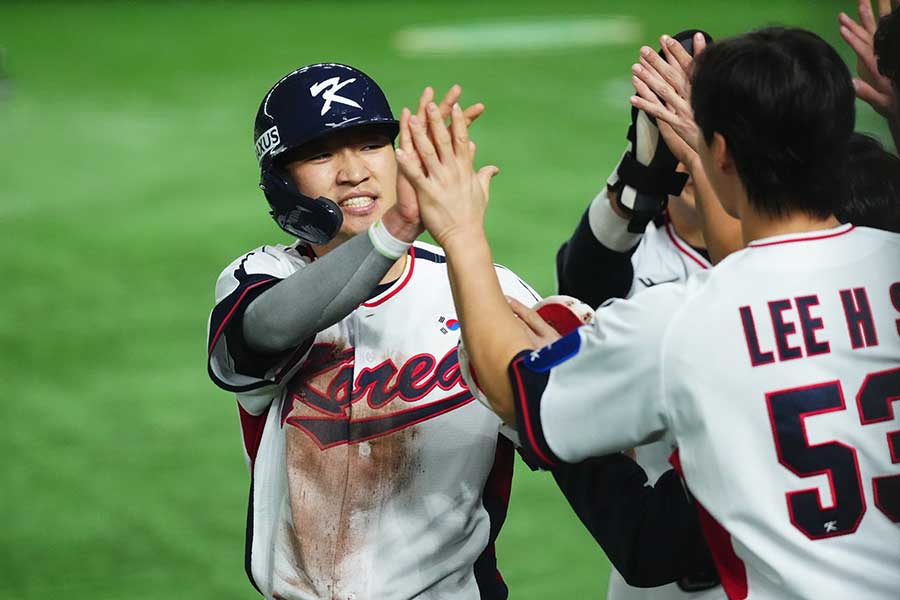 強化試合第2戦、侍ジャパンと引き分けた韓国代表【写真:小林靖】