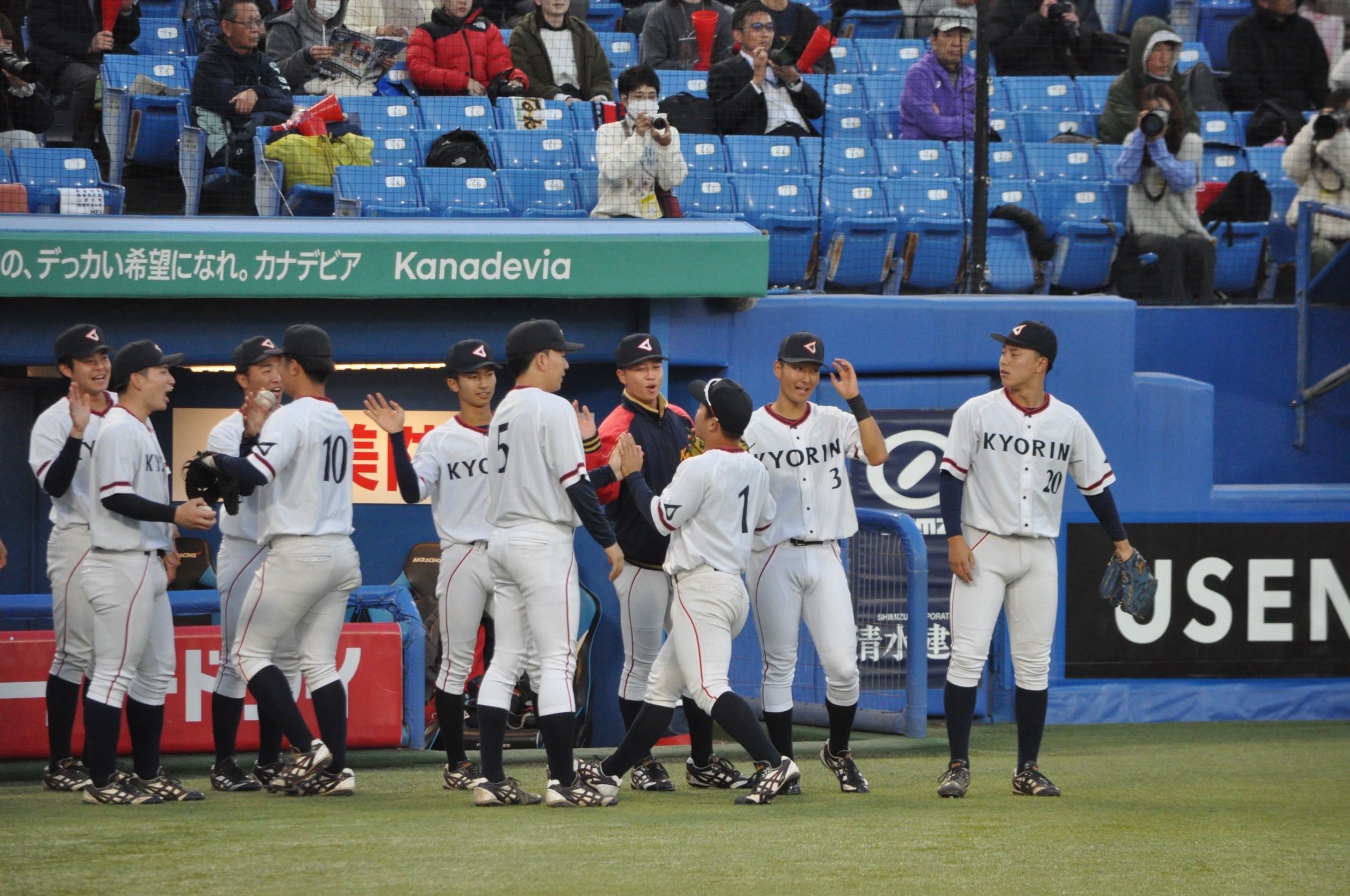 創部40年で初出場した全国で杏林大ナインは粘り強く奮闘した【写真:山野邊佳穂】