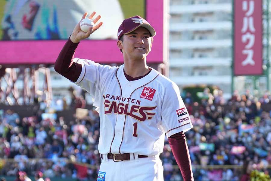 ファン感謝祭に登場した宗山塁【写真:産経新聞社】