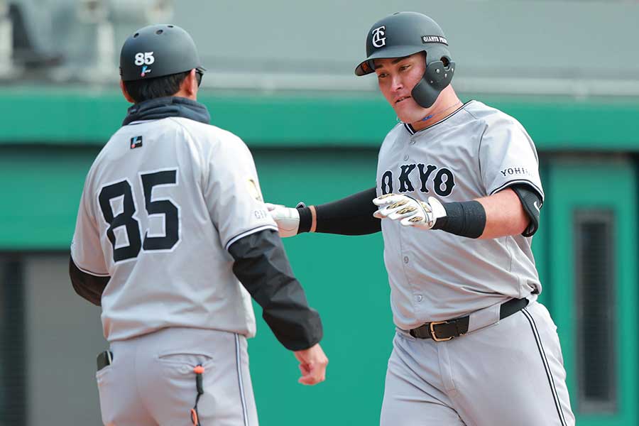 巨人のリチャード【写真：産経新聞社】