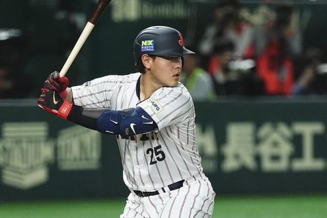 4年139億円も…岡本和真に