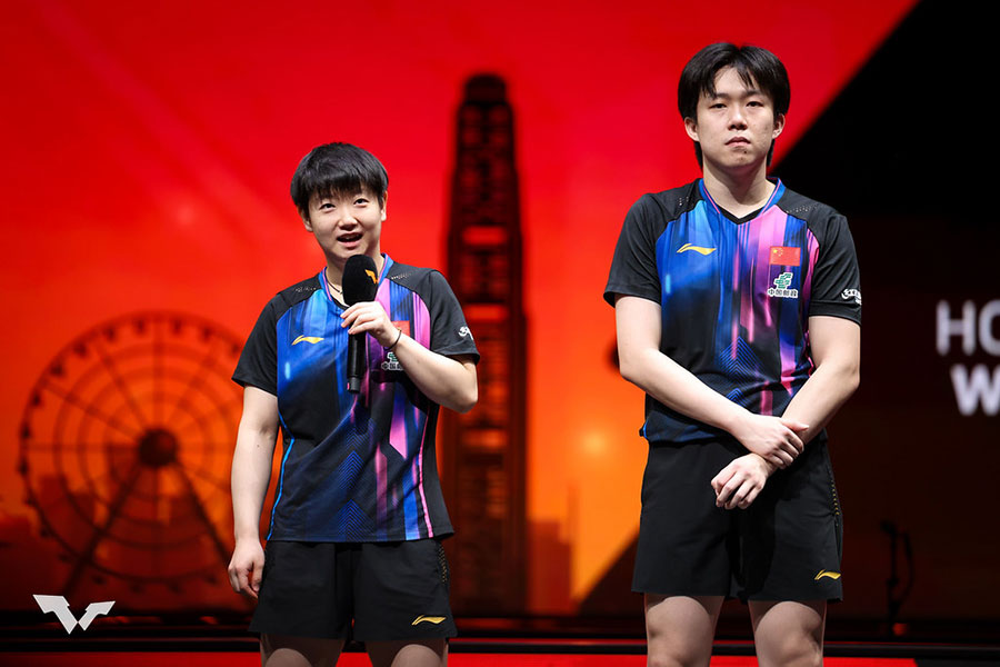 WTTファイナルズ香港で棄権した中国の孫穎莎（左）と王楚欽【写真：WTT提供】