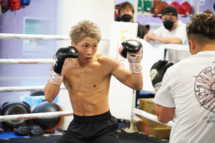 公開練習を行った井上尚弥【写真:澤田直人】