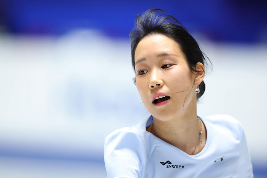 全日本選手権の公式練習に参加した三原舞依。取材では現役引退を表明した【写真:スポーツ報知/アフロ】