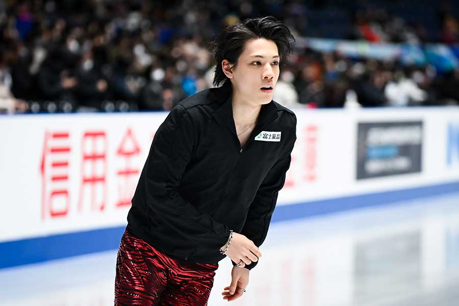 全日本選手権前にウォーミングアップする大島光翔【写真：中戸川知世】