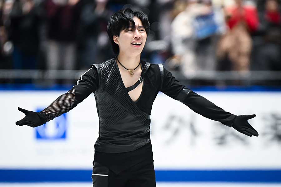 男子ショートプログラムで2位につけた三浦佳生【写真:中戸川知世】