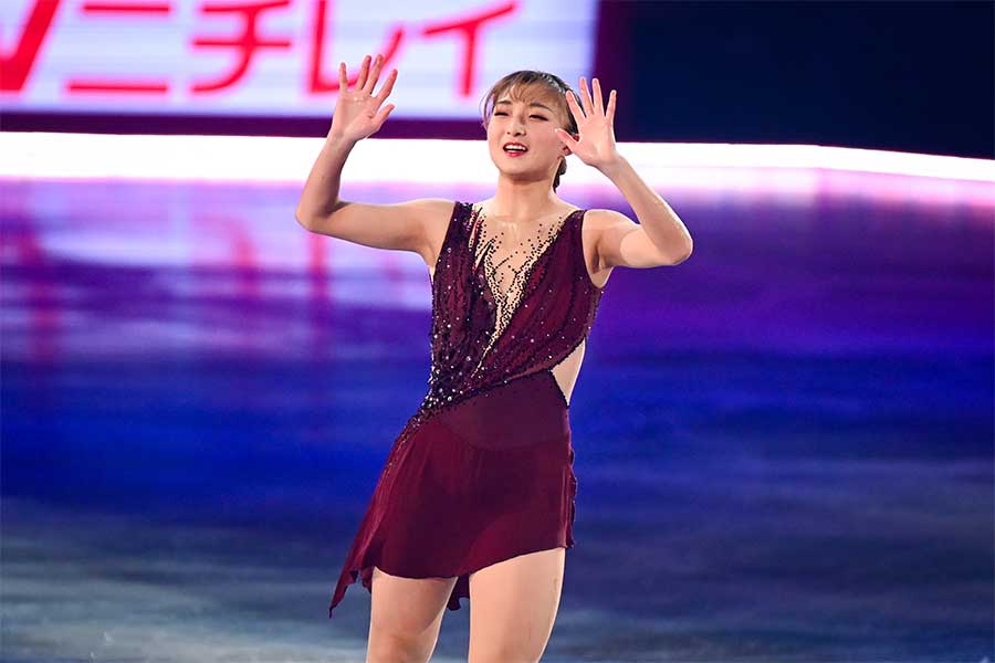 エキシビションに登場した坂本花織【写真：中戸川知世】