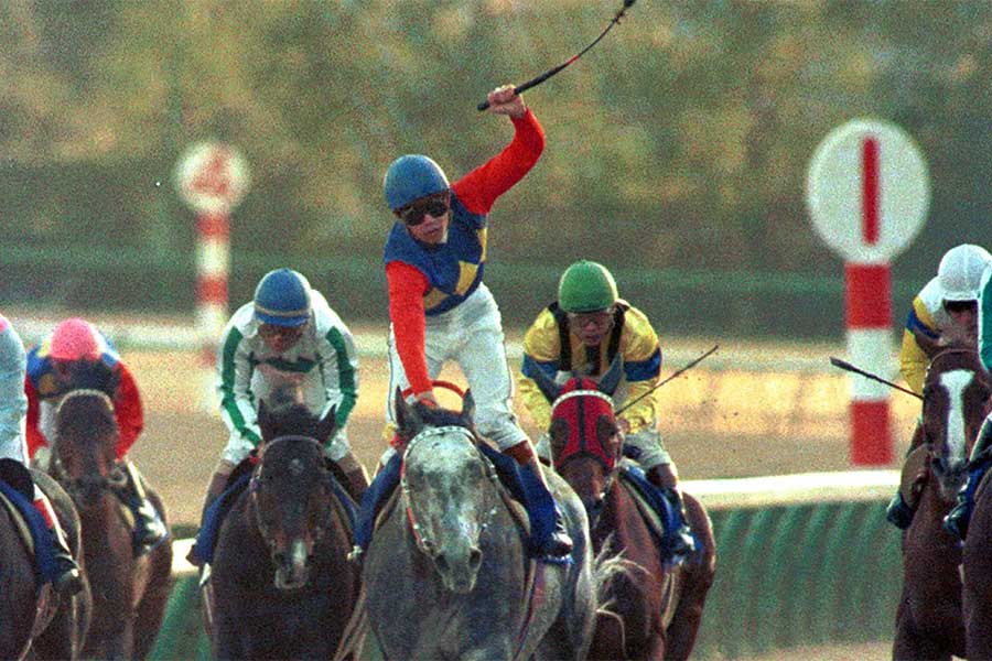 1990年の有馬記念を制したオグリキャップ【写真:産経新聞社】